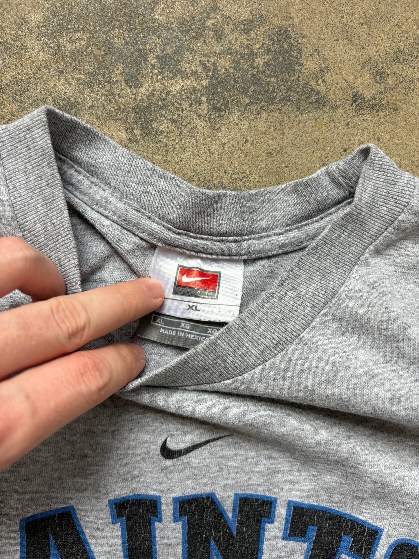 ‘00s Nike Center Swoosh Tennis Tee XL