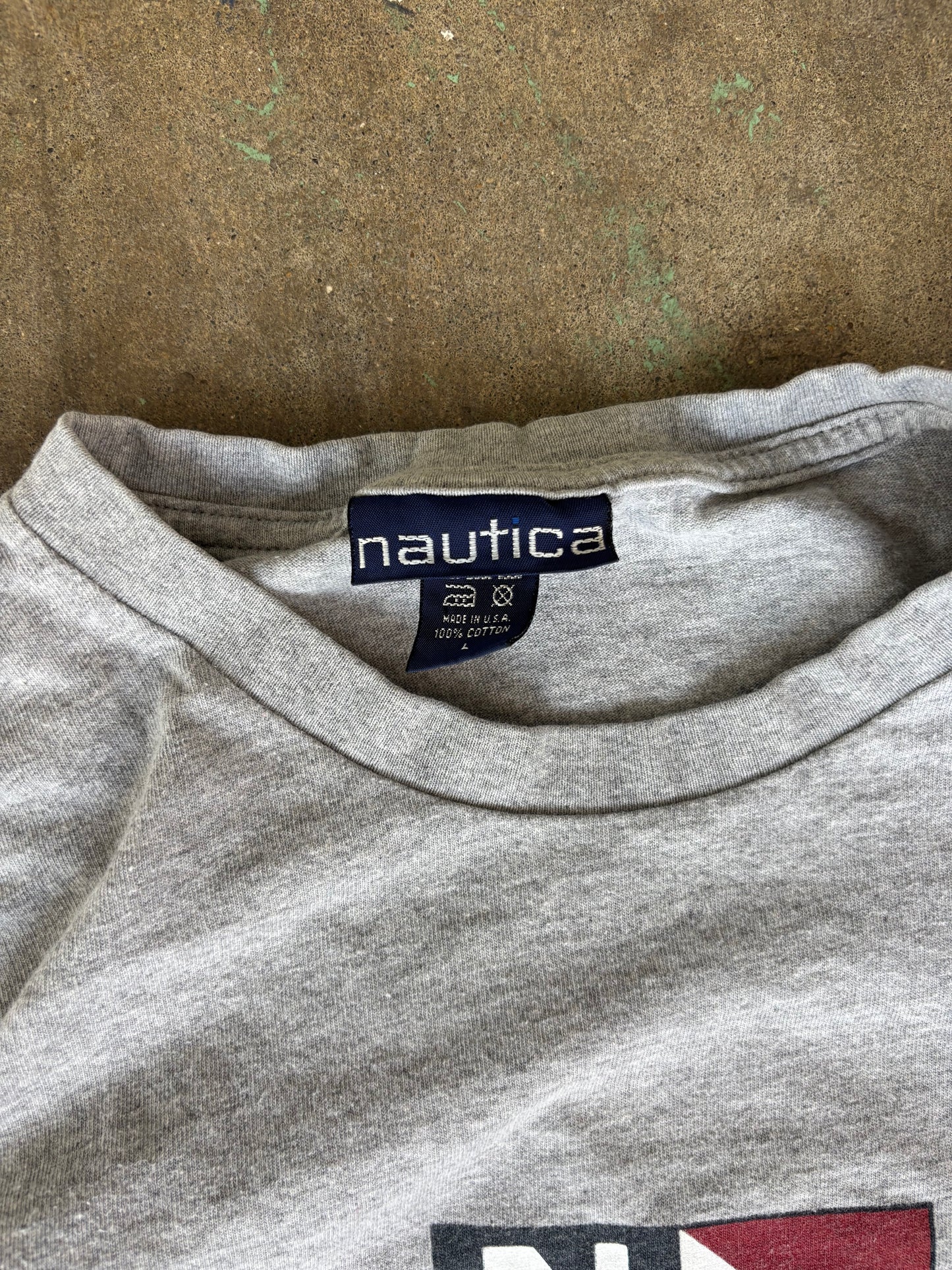 ‘00s Nautica Tee Large