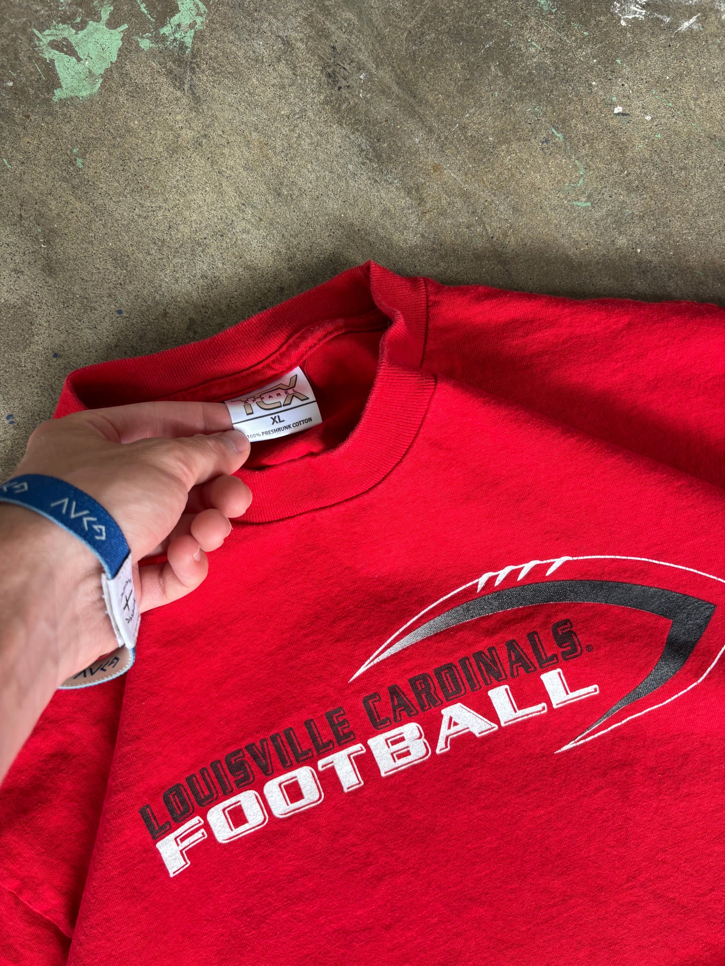 ‘00s Louisville Football Heavyweight Tee XL