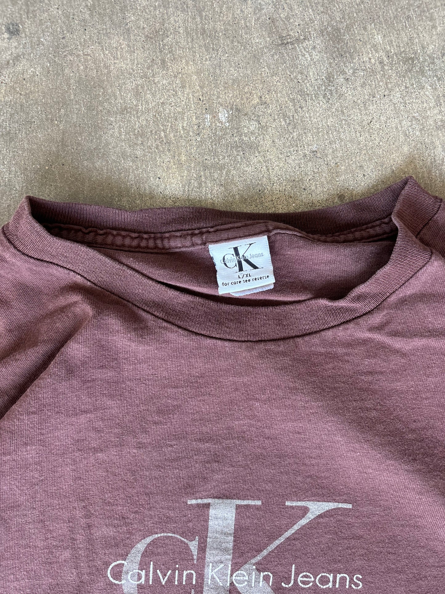 ‘00s Calvin Klein Tee Large