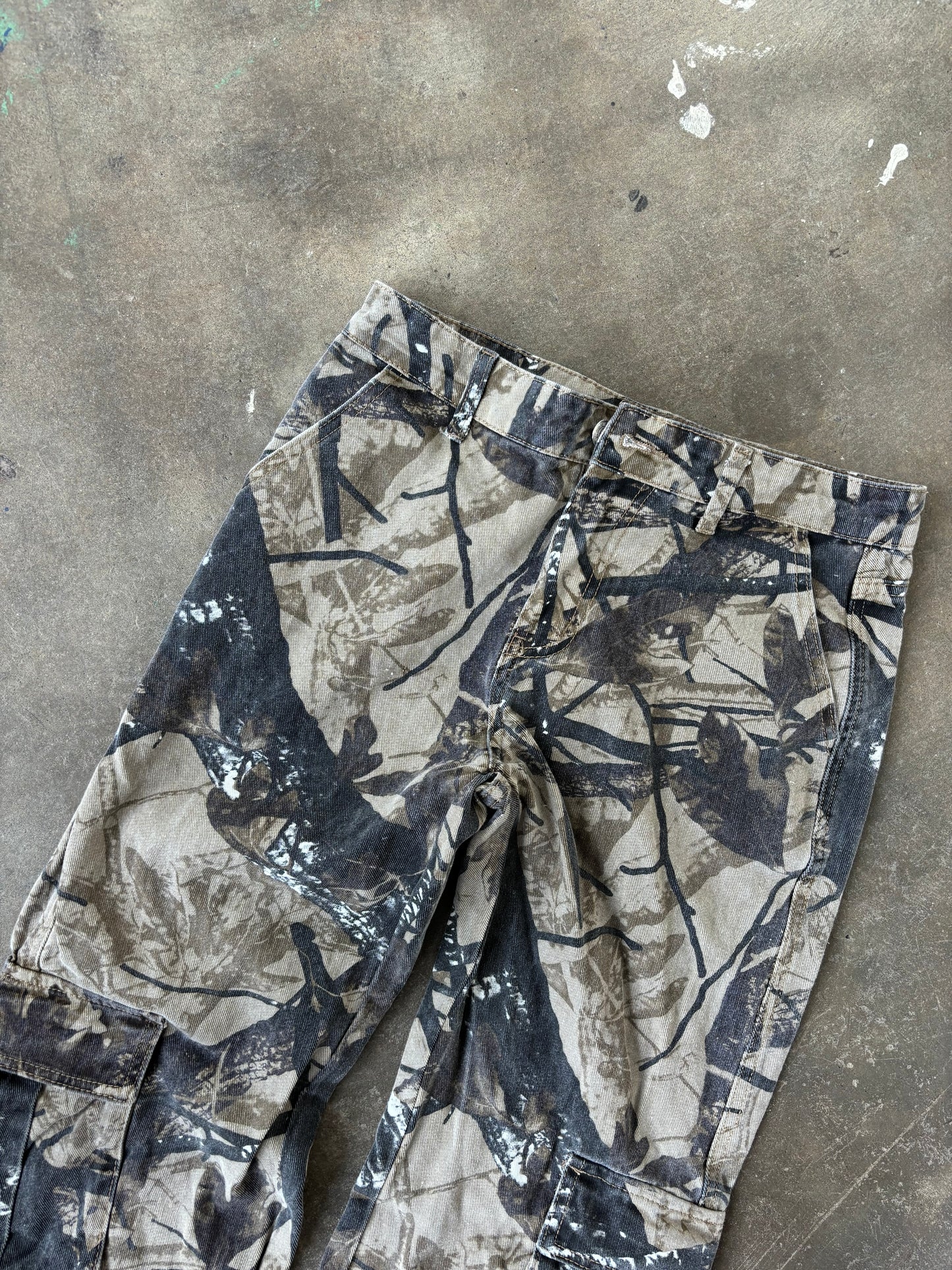 Camo pants Small