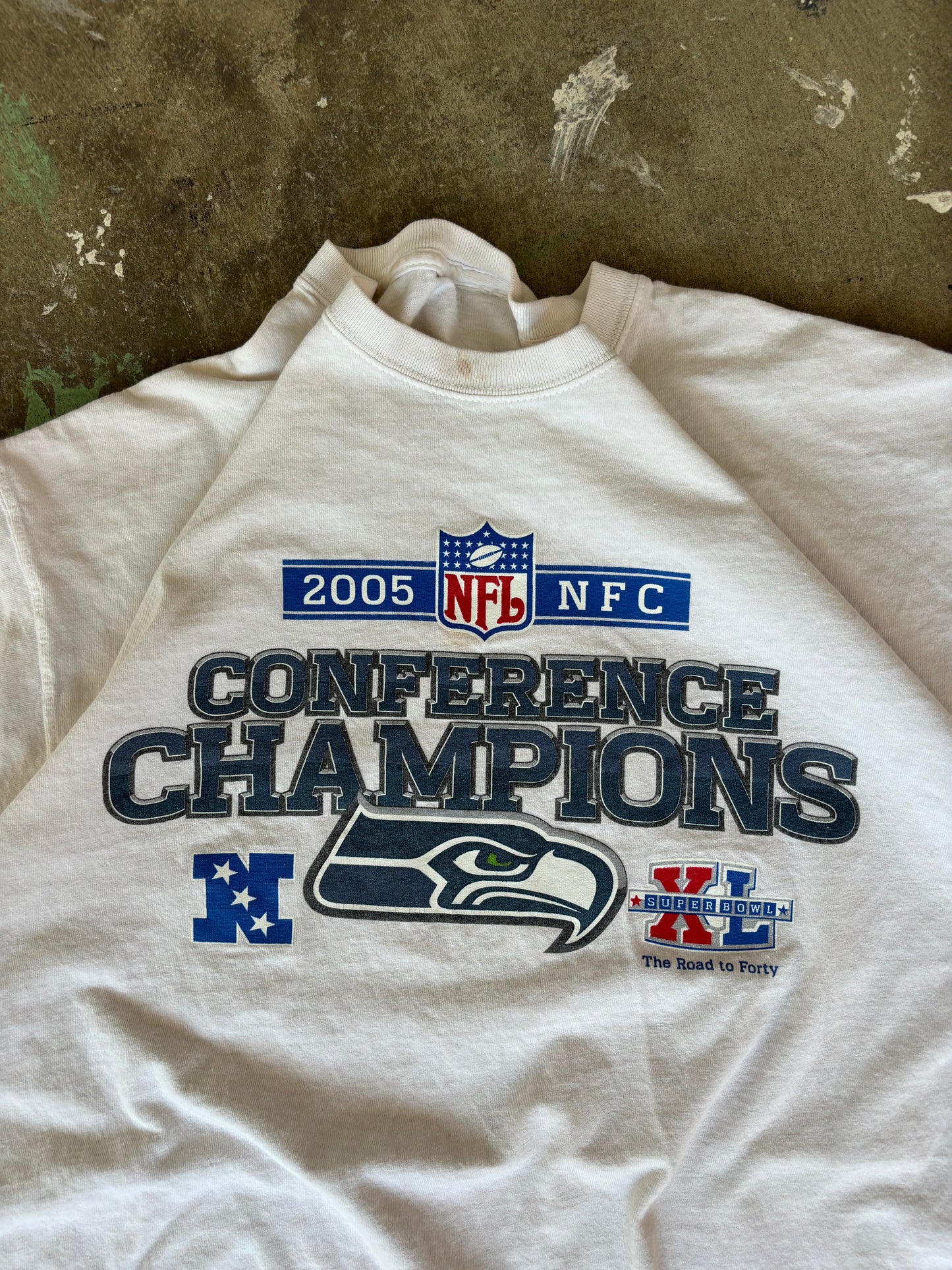 2005 Seahawks Tee Large