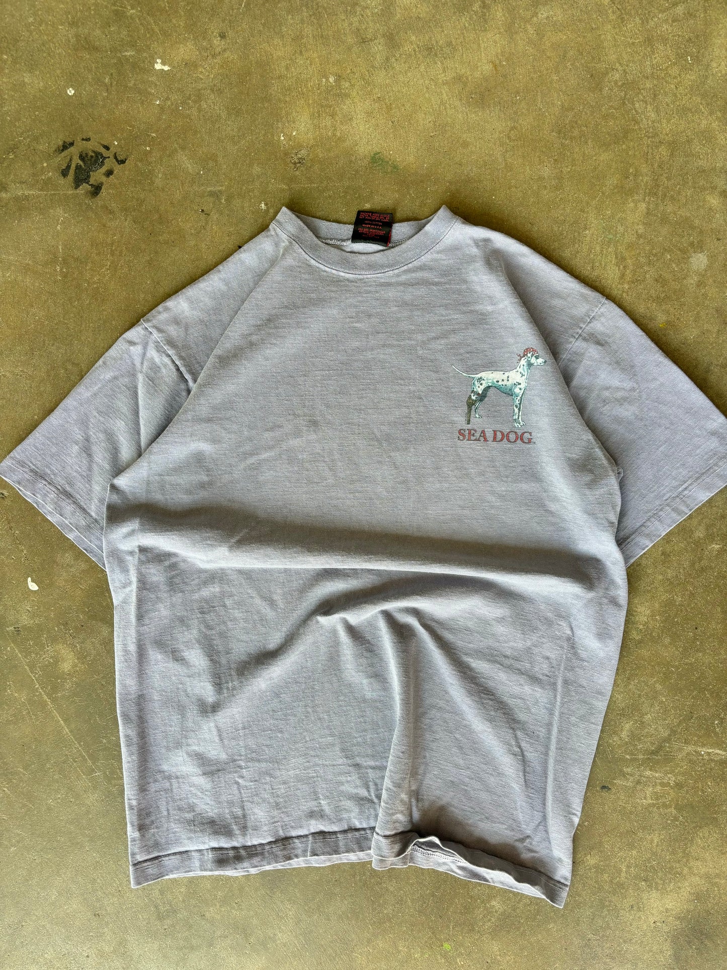 ‘00s Sea Dog Graphic Tee Large