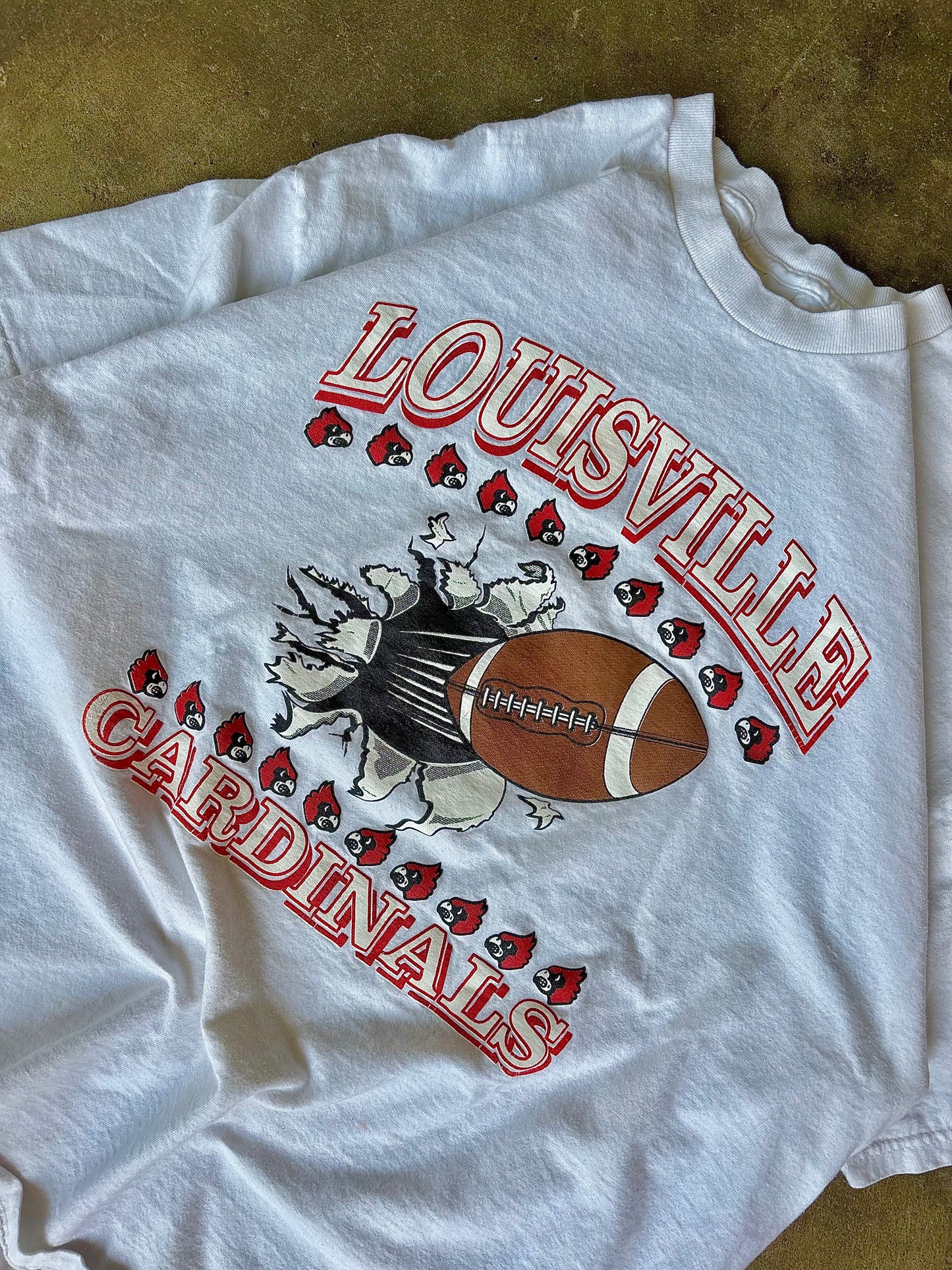 Vintage ‘90s Louisville Football Graphic Tee XL