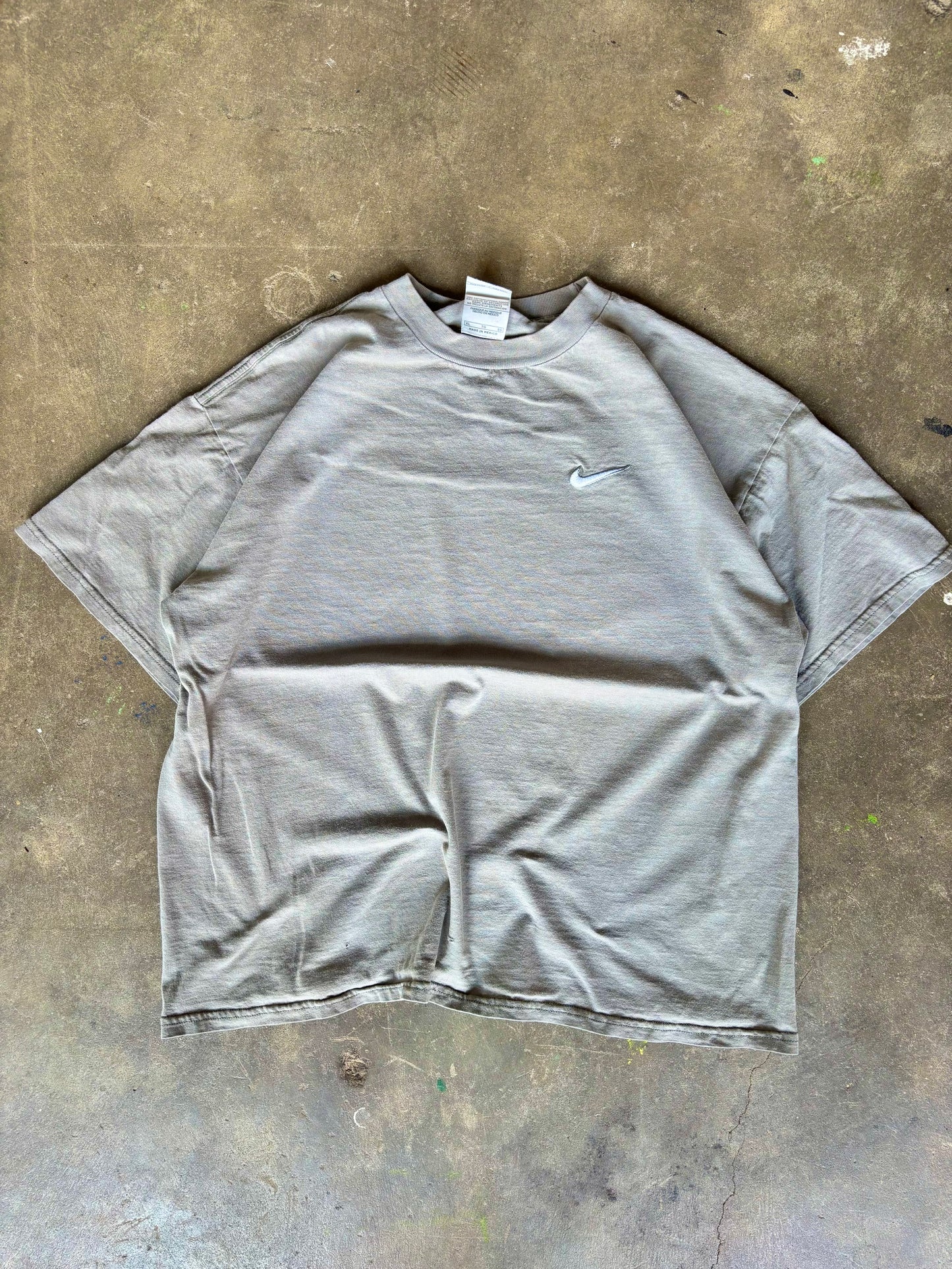 ‘00s Nike Tee XL
