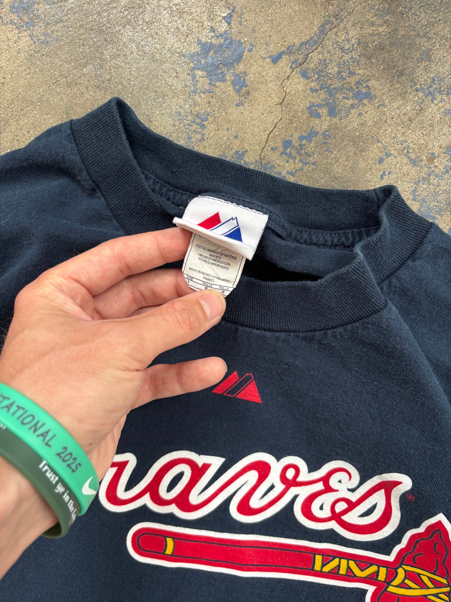 ‘00s Atlanta Braves Tee Large