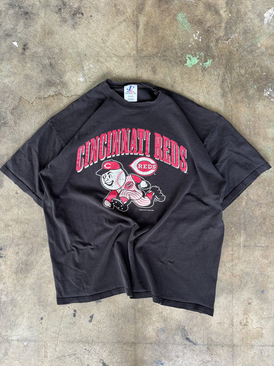 2000 Cincinnati Reds Graphic Tee XXL