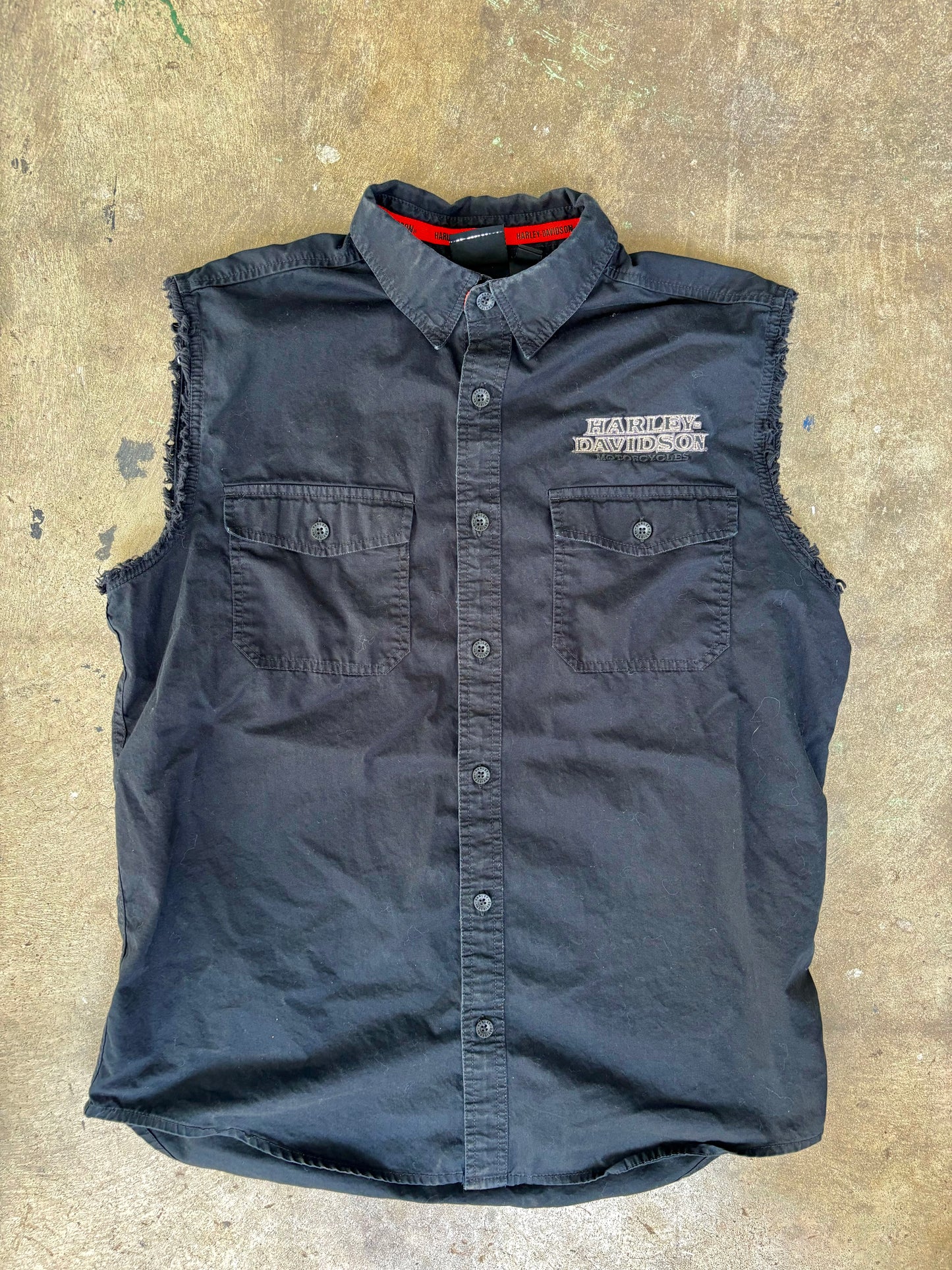 ‘00s Harley Davidson Cutoff Large