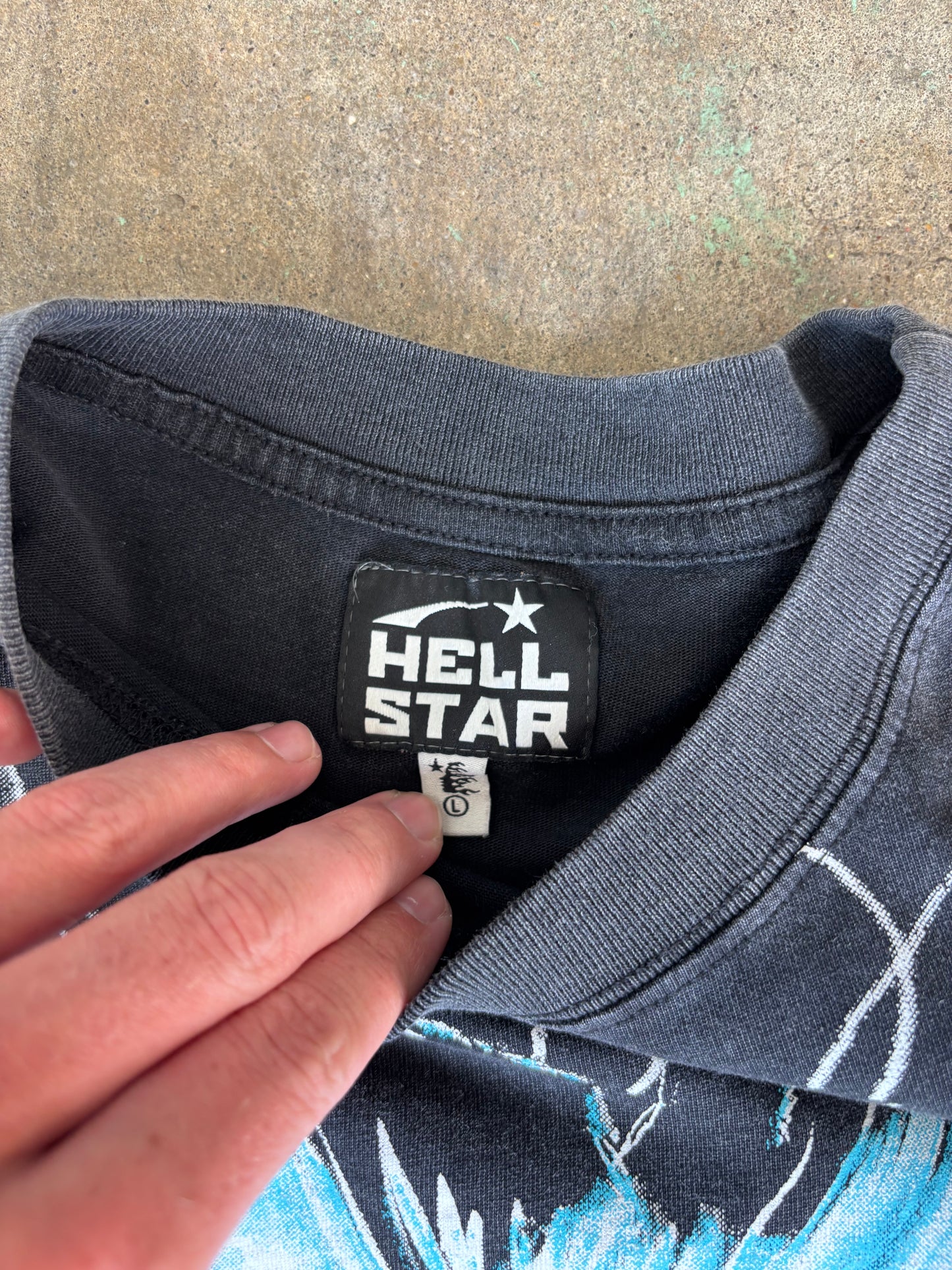 Hellstar Electric Kid Graphic Tee Large