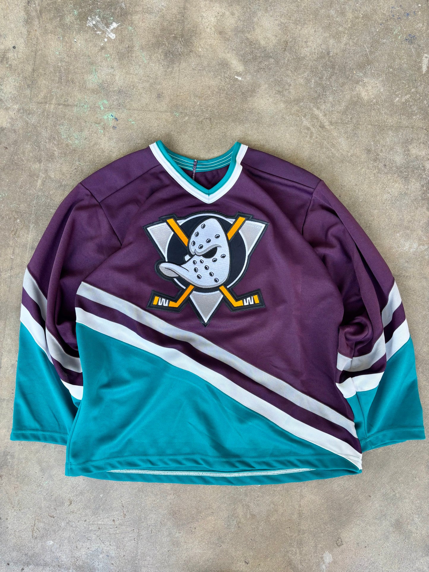 RARE Vintage ‘90s CCM NHL Mighty Ducks Jersey Medium