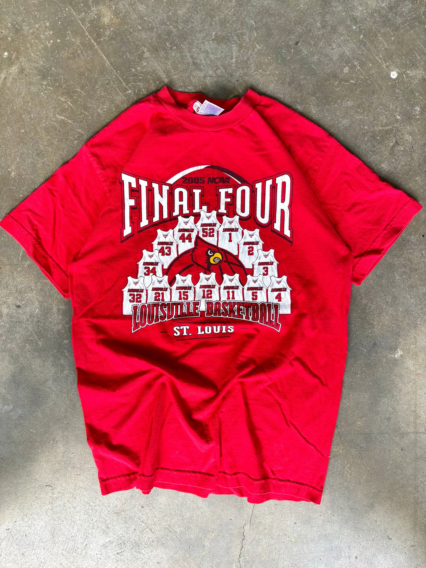 ‘00s Louisville Basketball Tee Medium