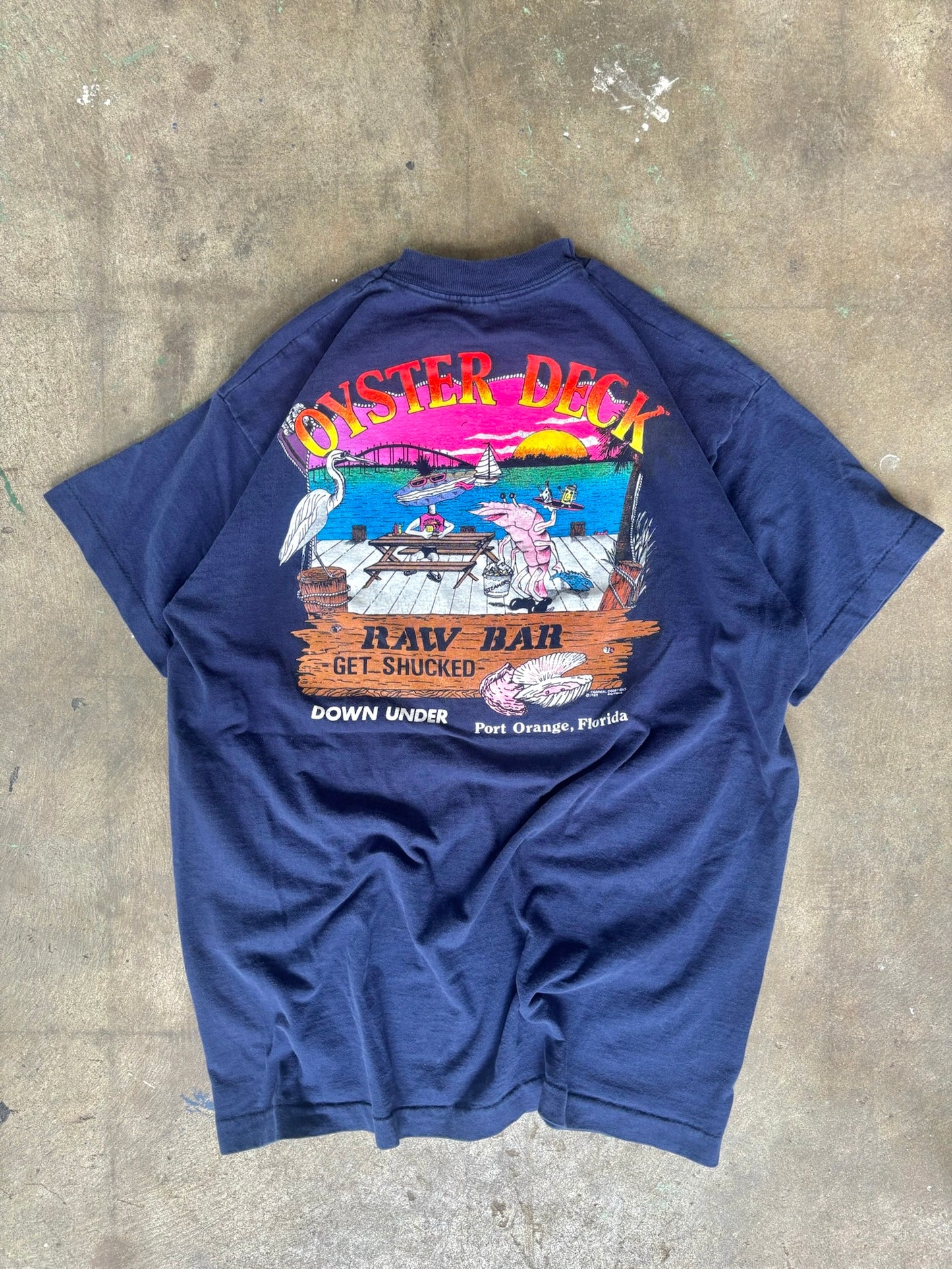 ‘90s Oyster Shack Graphic Tee Large