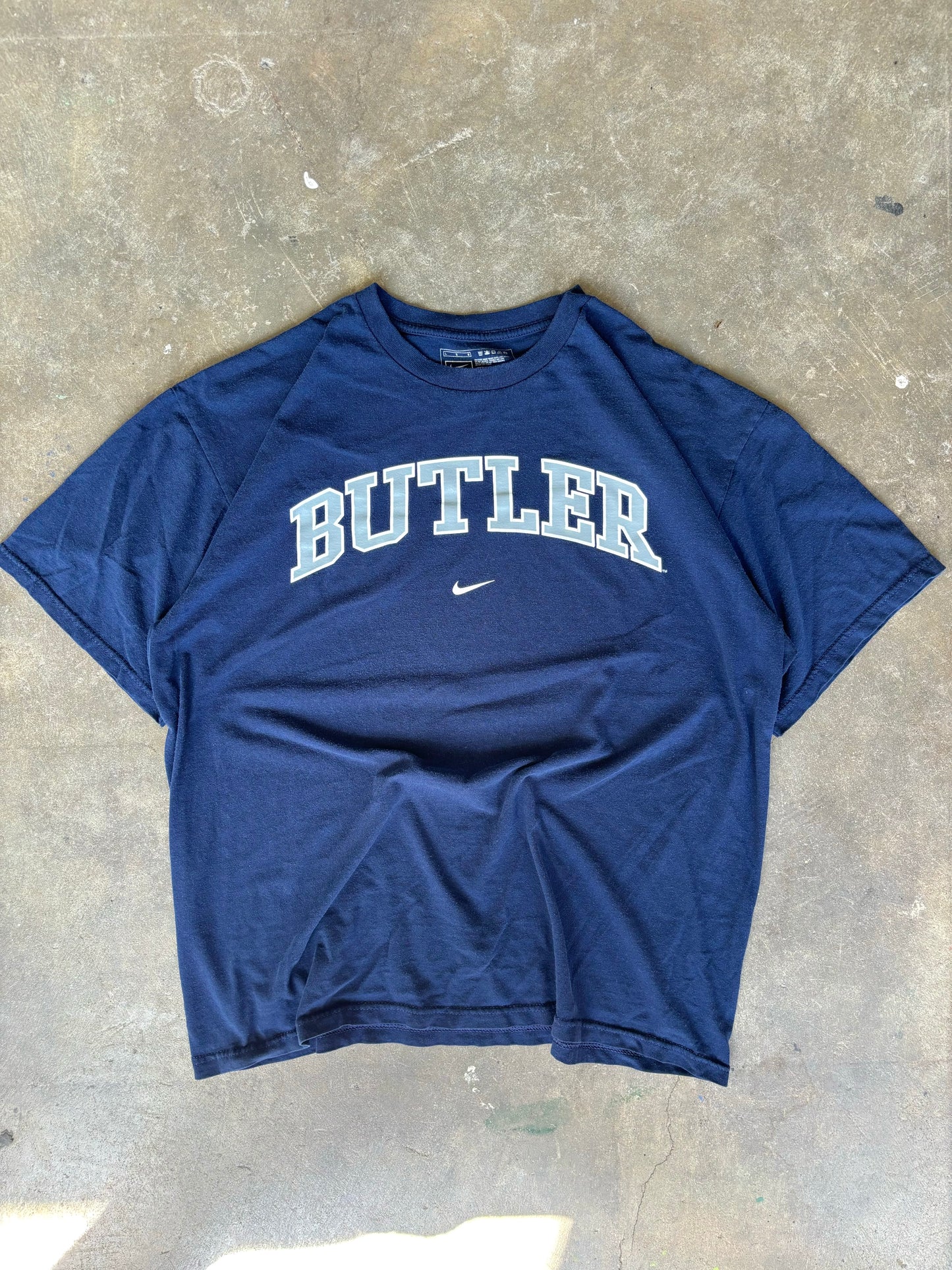 ‘00s Nike Butler Tee Large