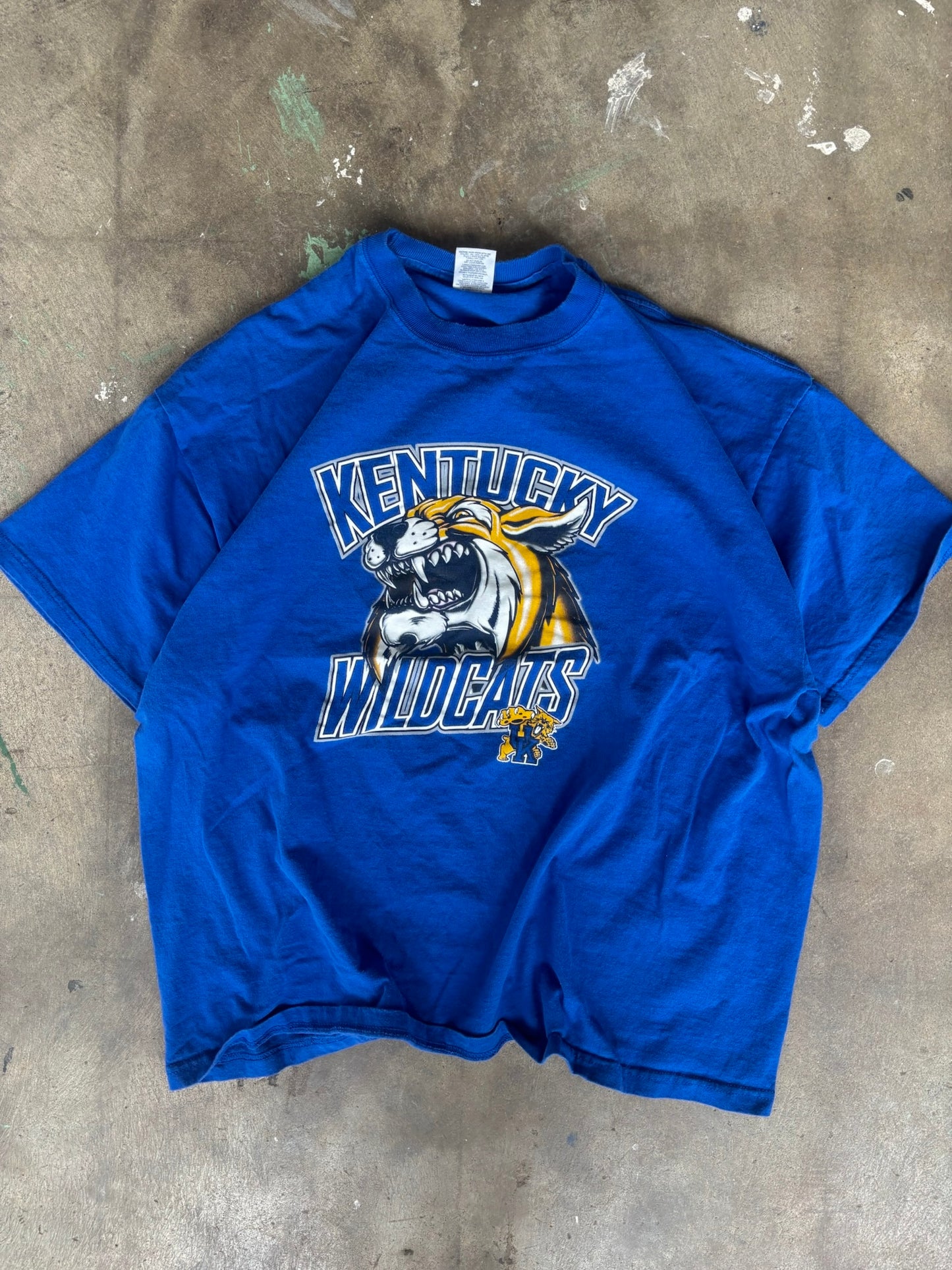 ‘00s Kentucky Wildcats Tee XXL