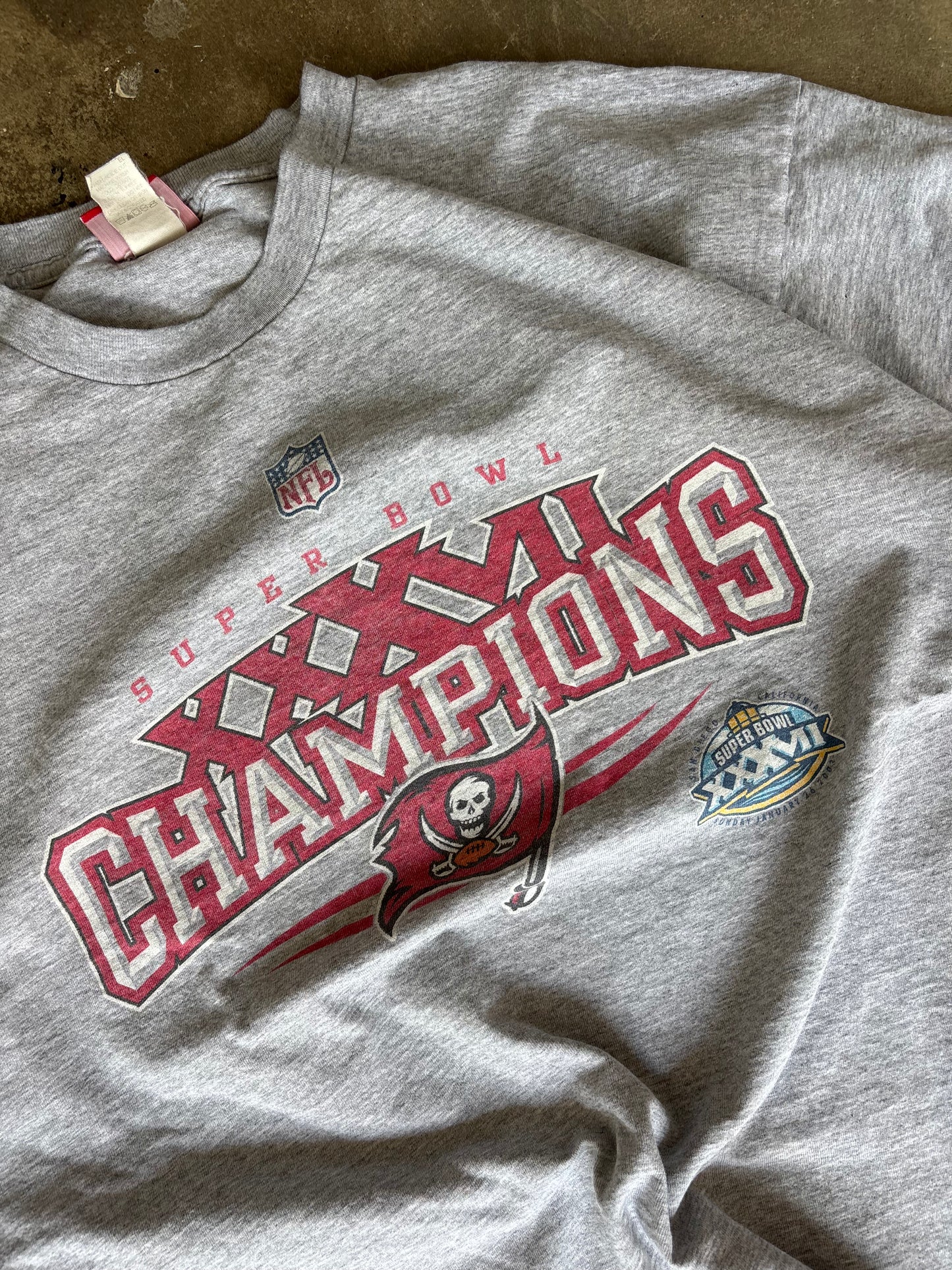 2003 Tampa Bay Buccaneers Super Bowl Graphic Tee XXL
