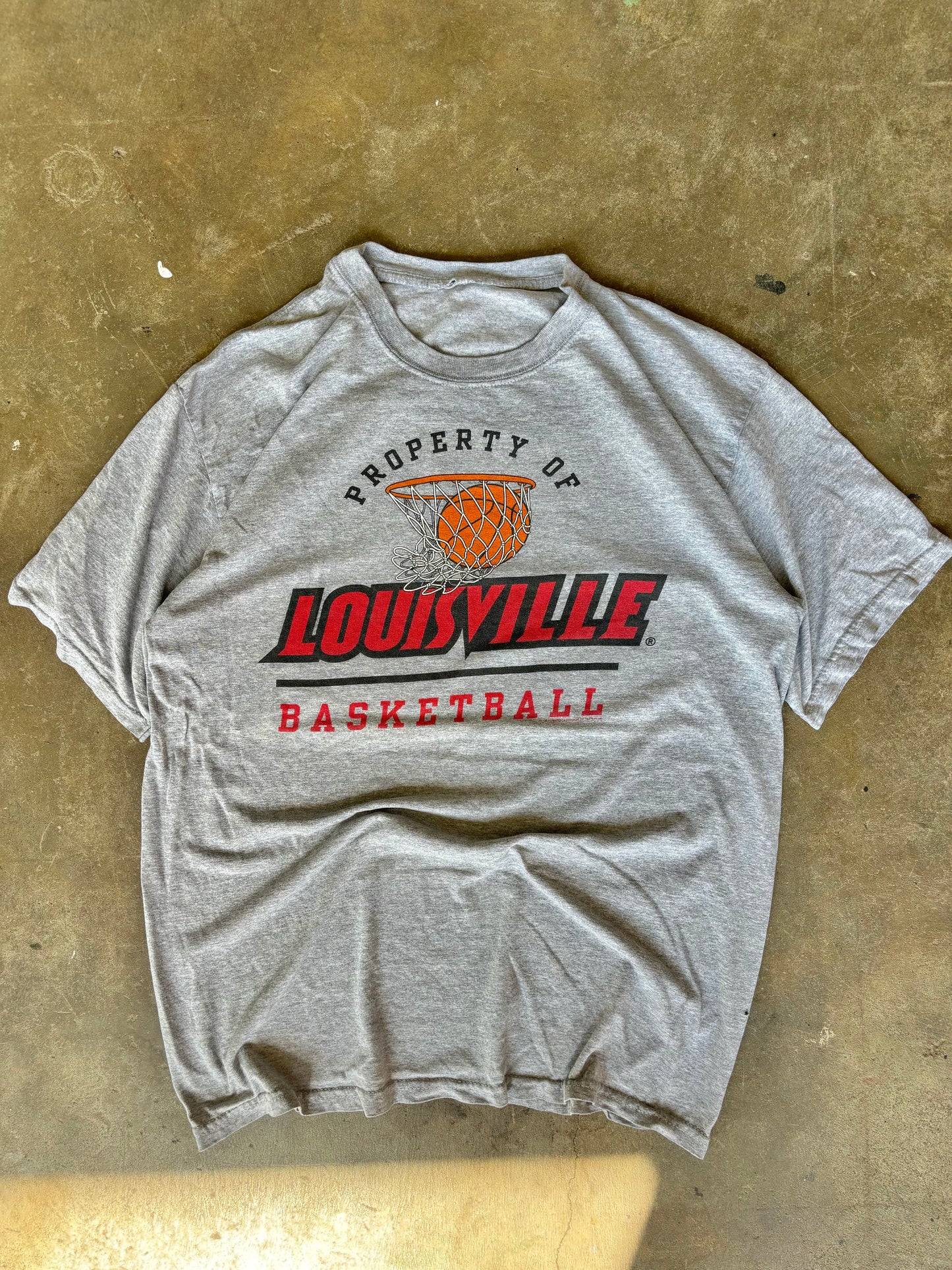 ‘90s Louisville Basketball Tee Large