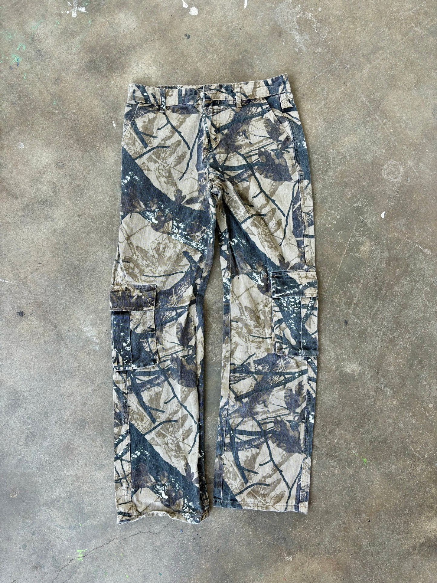 Camo pants Small
