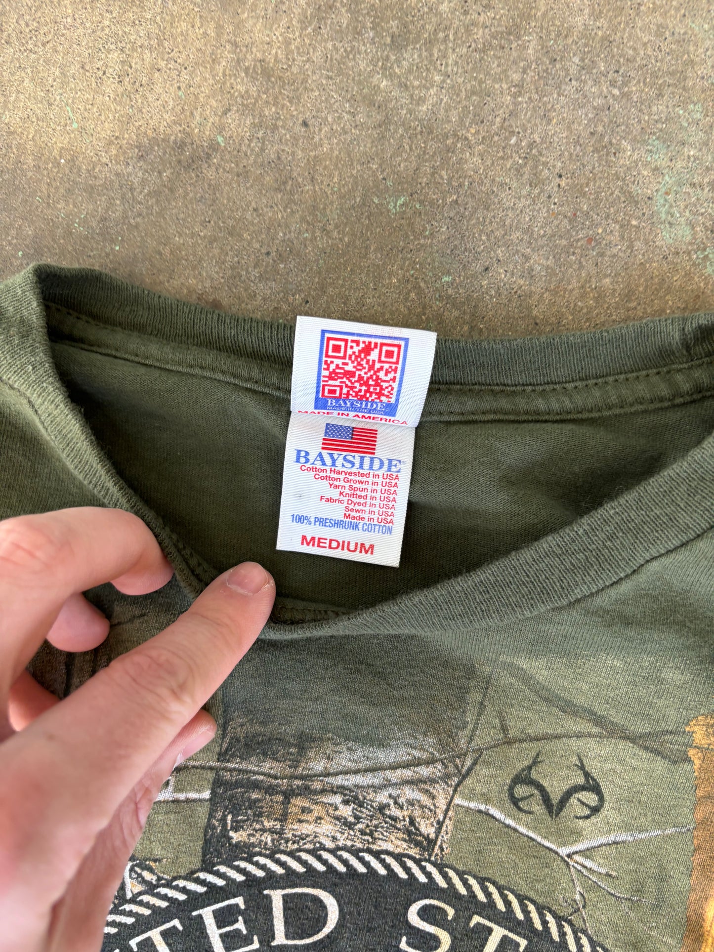 ‘00s Navy Camo Tee Medium