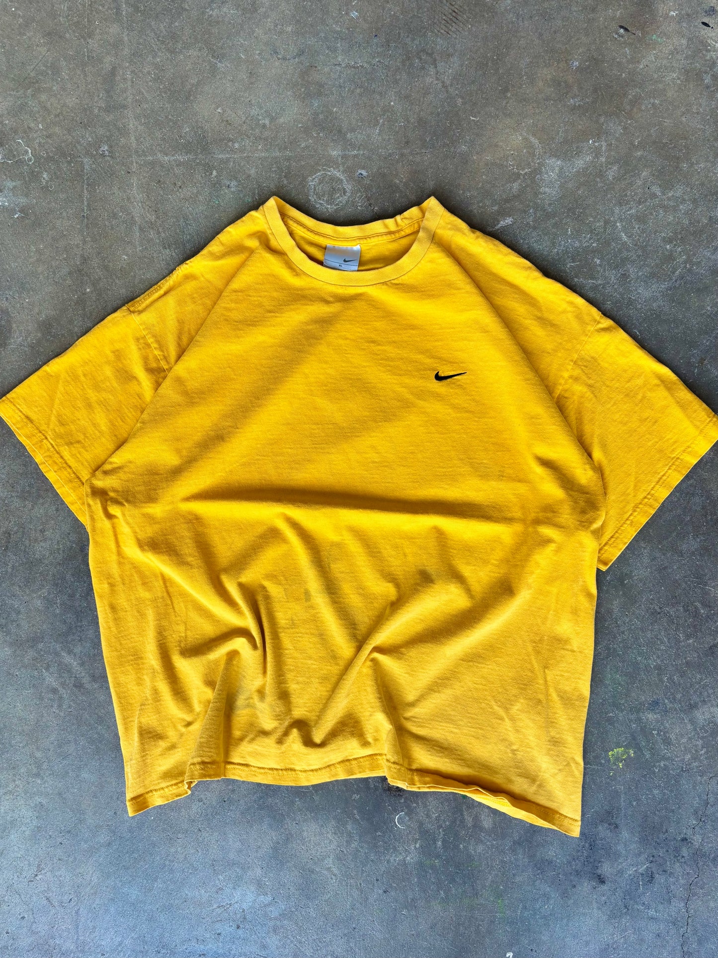 ‘00s Nike Tee XL