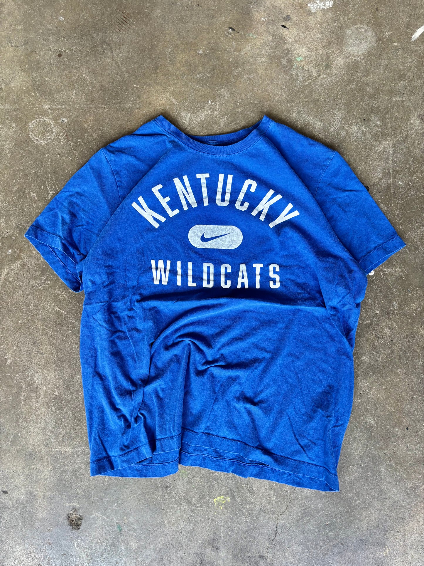 ‘00s Nike Kentucky Tee Large