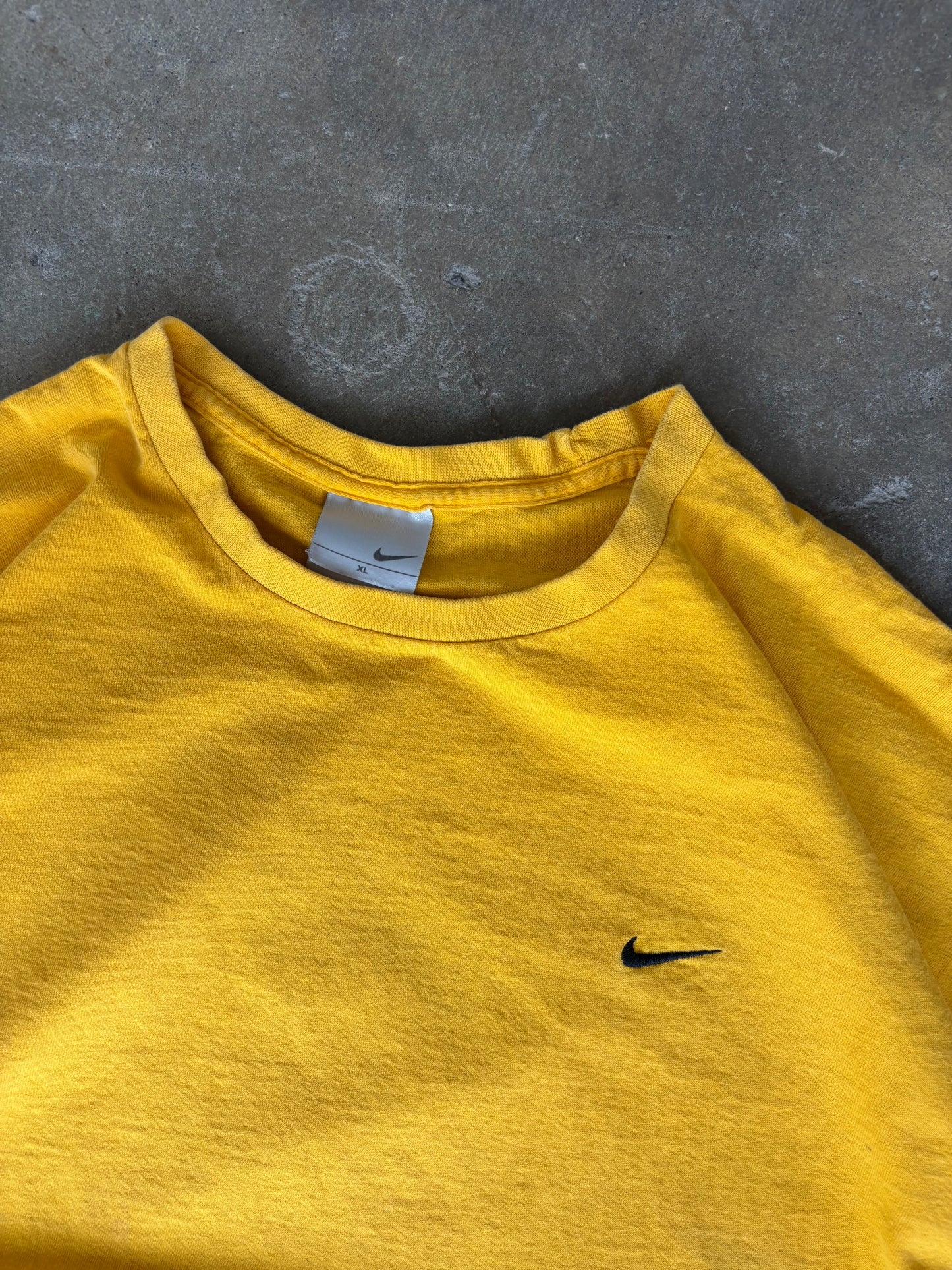 ‘00s Nike Tee XL