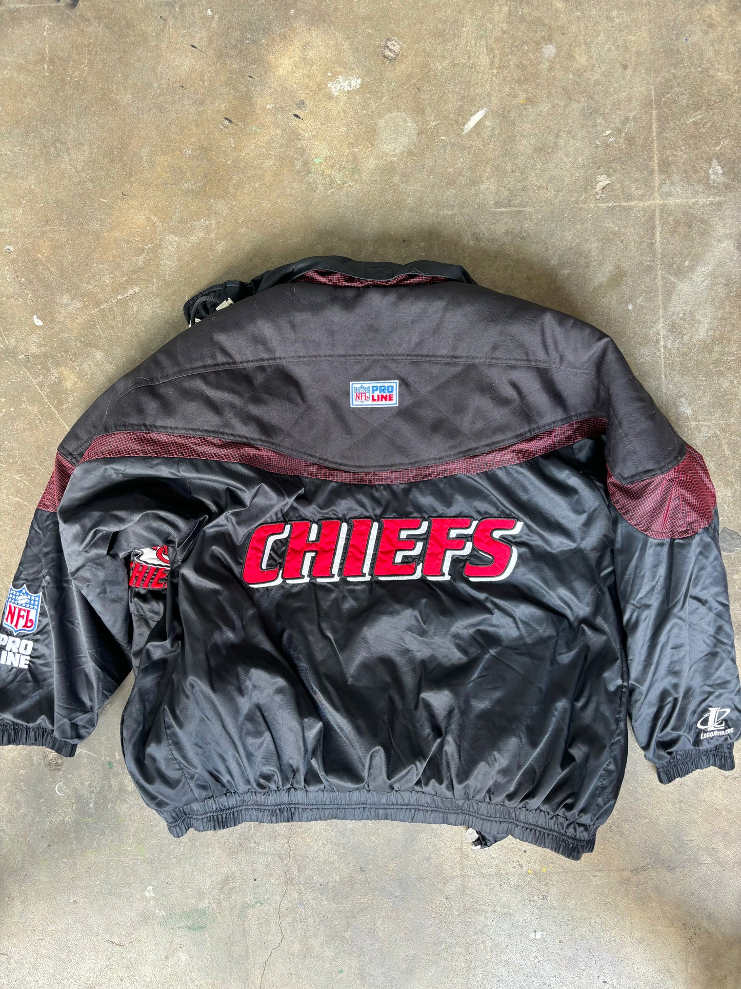 ‘90s Pro Line Kansas City Chiefs Starter Jacket Large