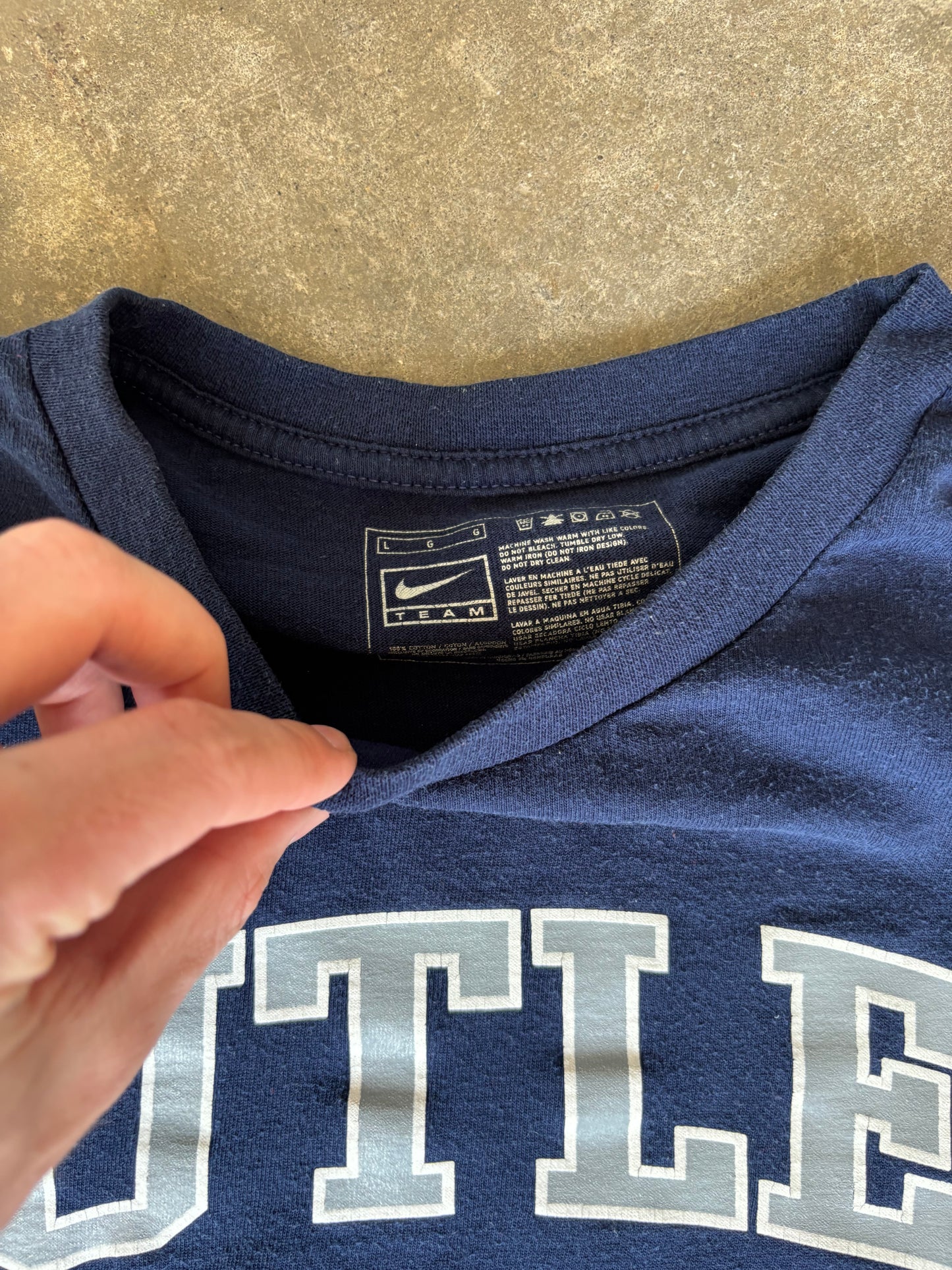 ‘00s Nike Butler Tee Large