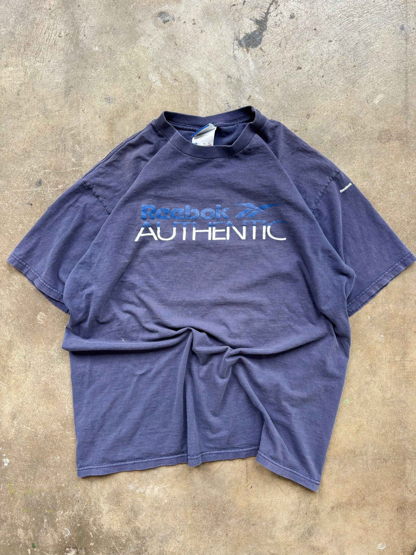 Vintage ‘00s Reebok Heavyweight Tee XL